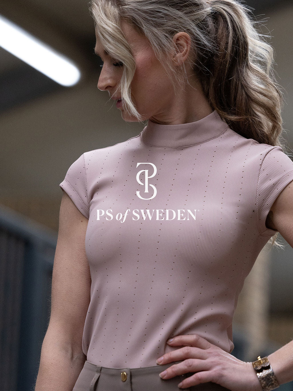 Short sleeve short shirt from the Dinja Collection in ribbed jersey in 3 colours by Ps of Sweden