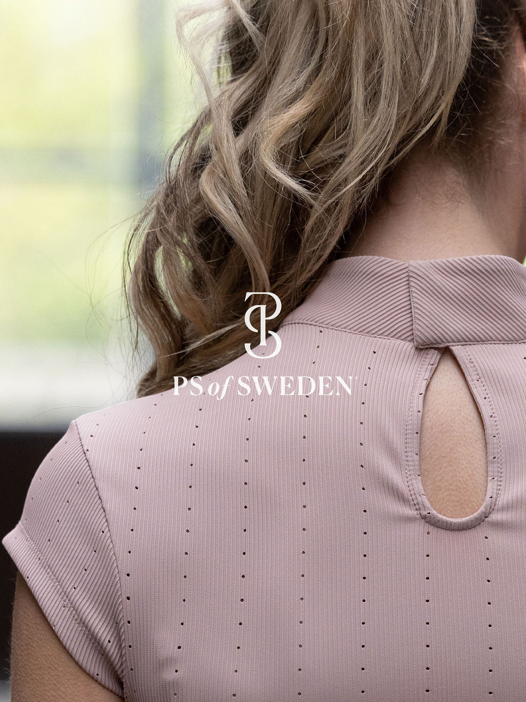 Short sleeve short shirt from the Dinja Collection in ribbed jersey in 3 colours by Ps of Sweden