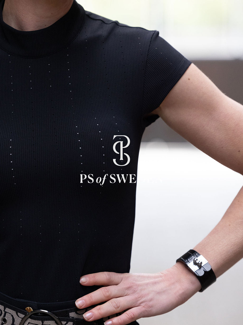 Short sleeve short shirt from the Dinja Collection in ribbed jersey in 3 colours by Ps of Sweden