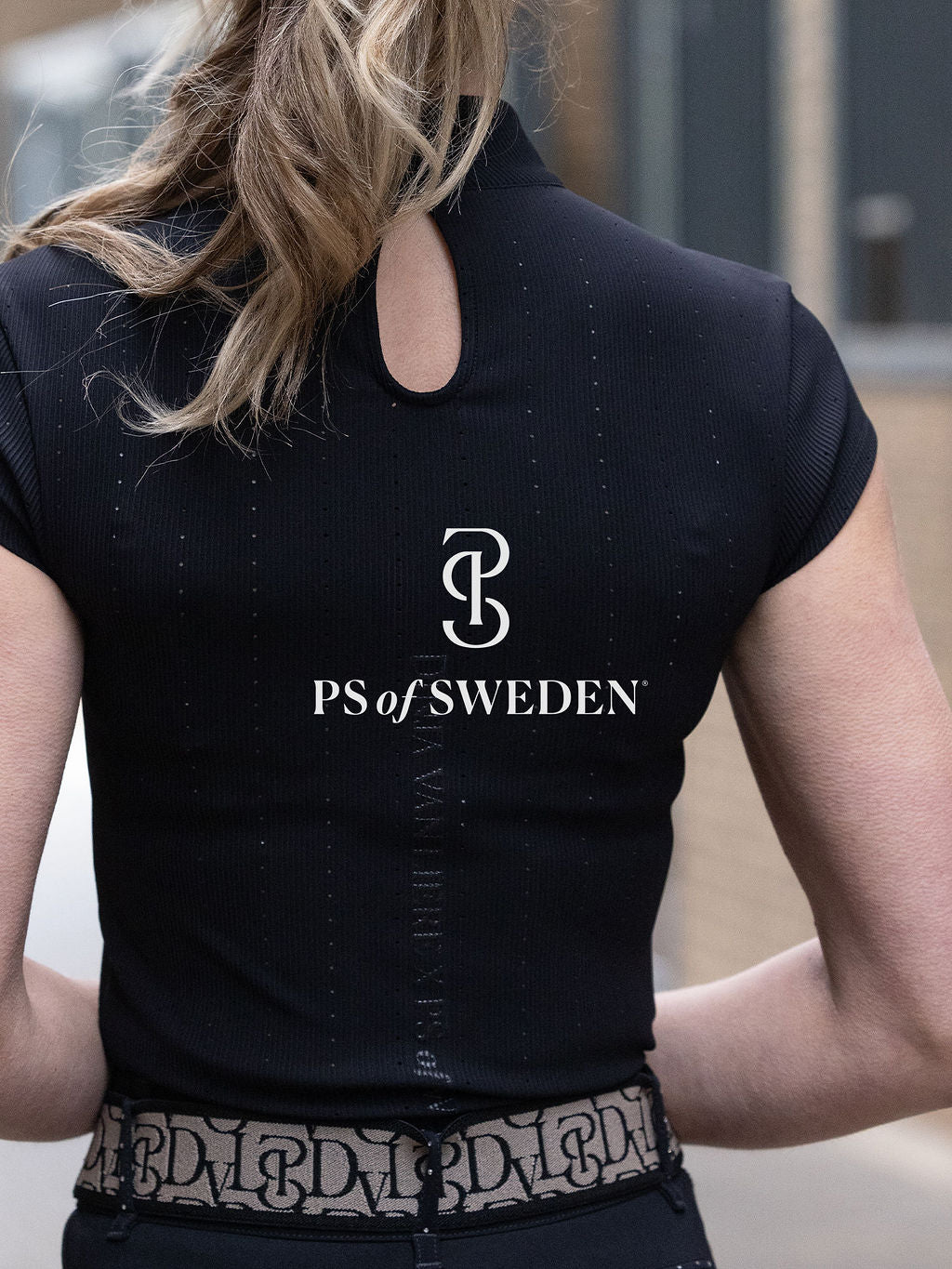 Short sleeve short shirt from the Dinja Collection in ribbed jersey in 3 colours by Ps of Sweden