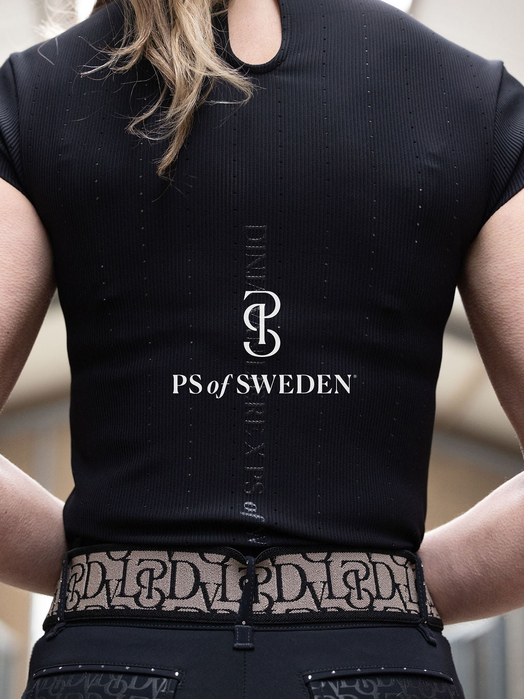 Short sleeve short shirt from the Dinja Collection in ribbed jersey in 3 colours by Ps of Sweden