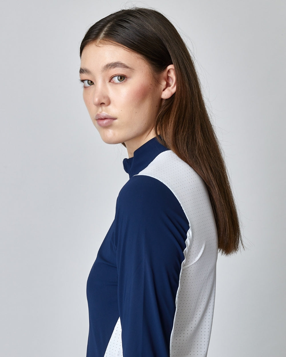 乗馬用メッシュ長袖シャツ UVカット 伸縮性テクニカル素材 フロントジップ 6色 Yagya