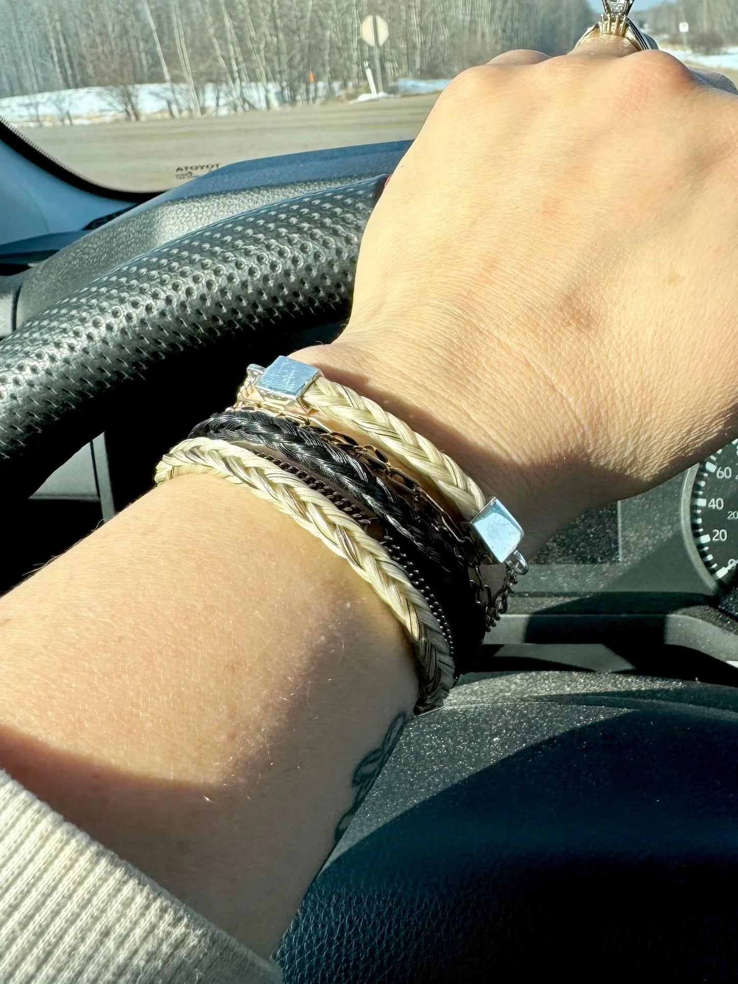 Custom-made bracelets, bit motifs, zirconia, custom-made, horsehair bracelets, memorial jewelry, horse goods