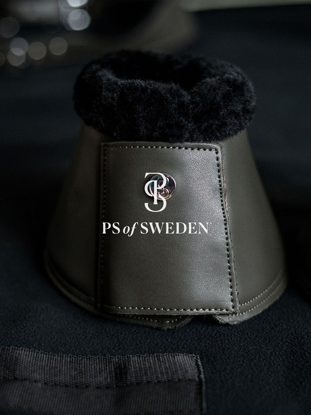 プレミアムレザーワンコ ファー付き PS of Sweden