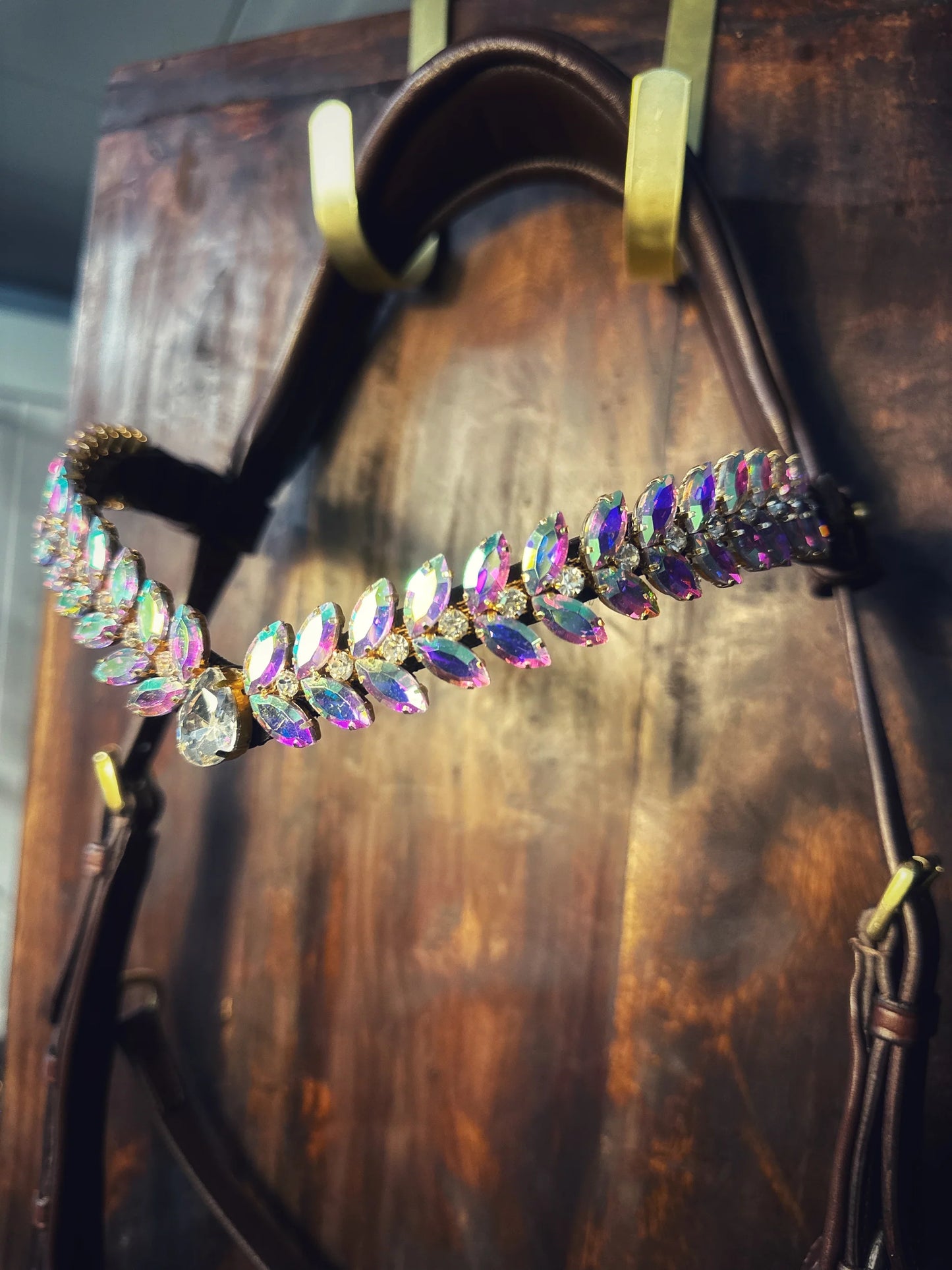 Italian Leather Frame Leather Rainbow White 4 Colors Masego Swarovski Frame Leather