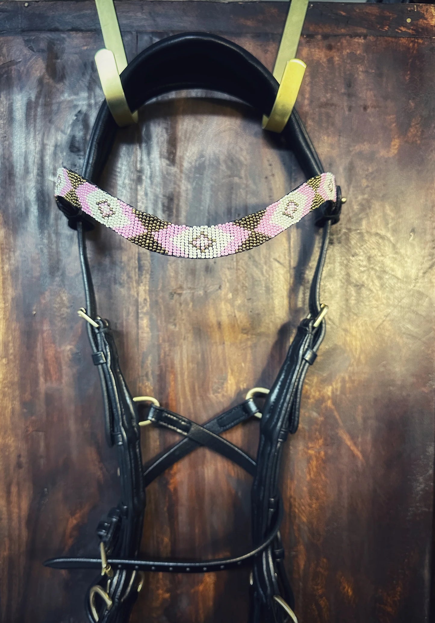 イタリアンレザー額革 ビーズ刺繍 2色 Masego