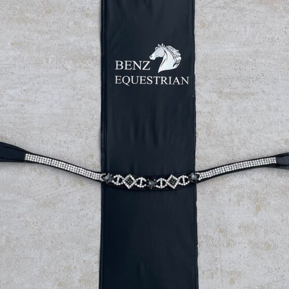 スクエアデザイン額革 ブラック&シルバースワロフスキー Benz Equestrian