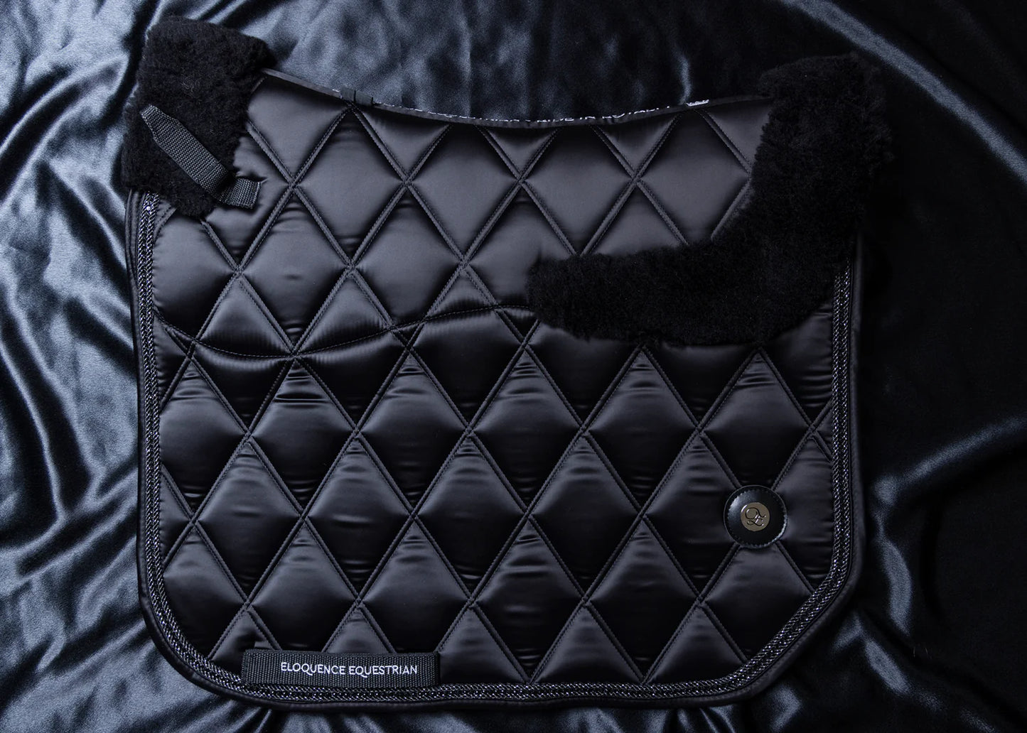 最高級天然ウールファーパッド付きゼッケン ラインストーン付き 馬場用 鞍傷防止 Eloquence Equestrian