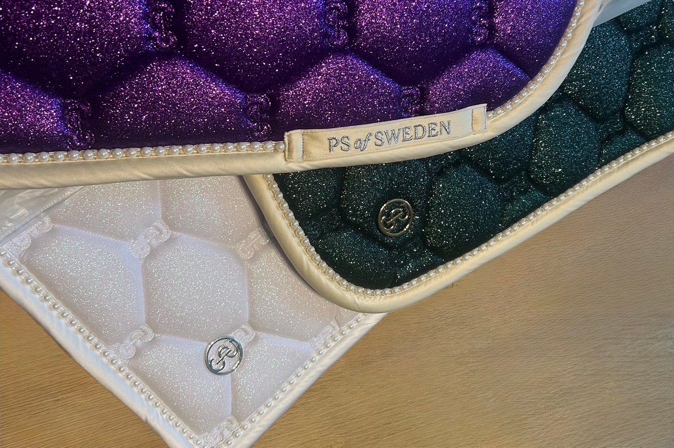 障害用スターダストゼッケン エメラルド/パープル/ホワイト 2025ホリデー限定 Ps of Sweden