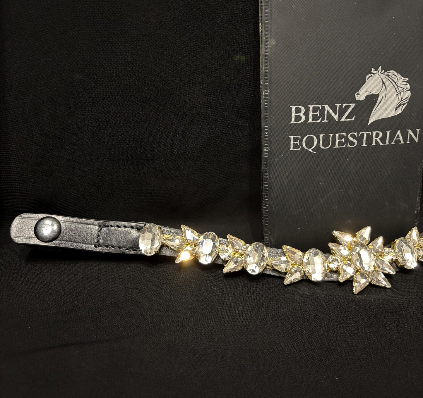 スワロフスキーメガブリング額革 クリアクラウン ブラック Benz Equestrian
