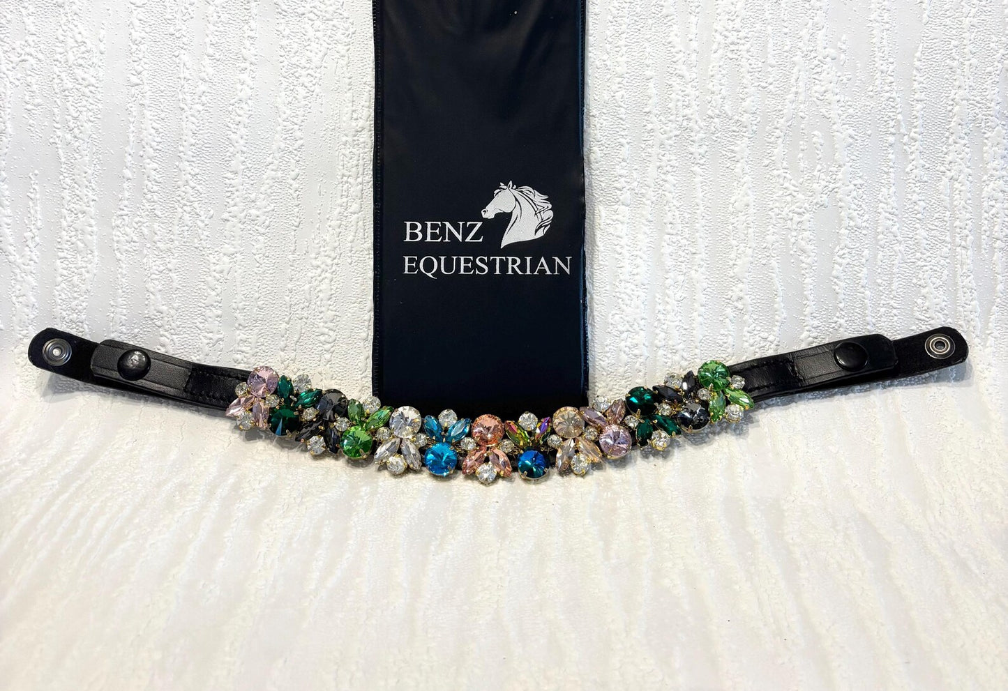 スワロフスキーUシェイプ額革 マルチカラー ブラック Benz Equestrian