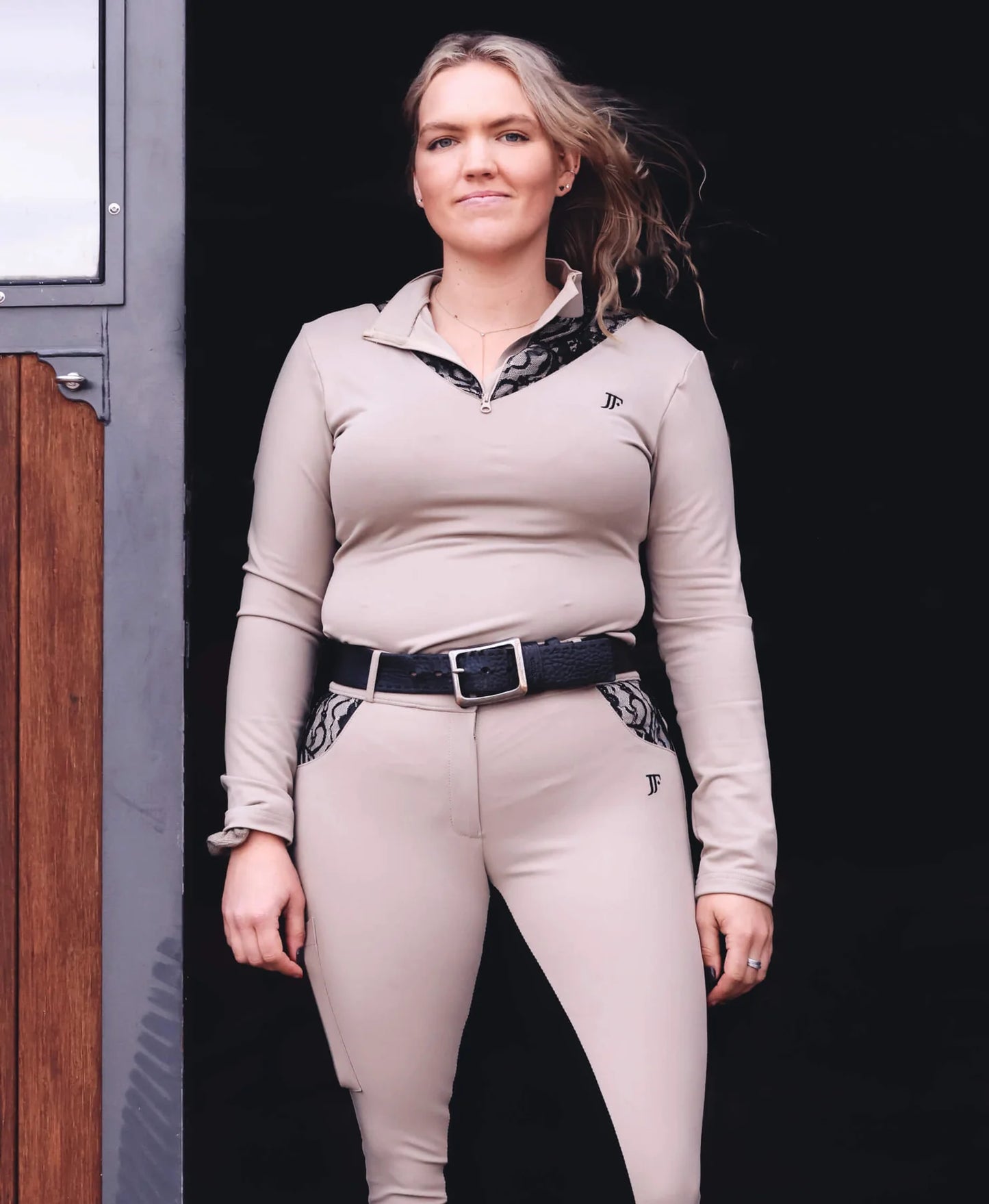 レース長袖トップス クイックドライ素材 レディース ブラック/トリュフ Jessica Fox