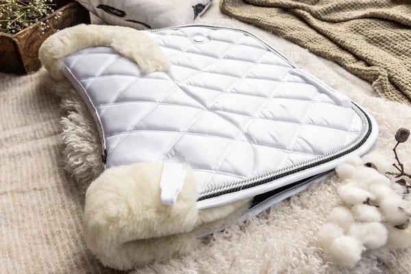 Top quality natural wool fur padded bib for riding track Bib to prevent saddle scratches Eloquence Equestrian