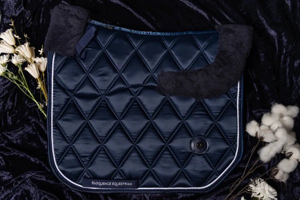 Top quality natural wool fur padded bib for riding track Bib to prevent saddle scratches Eloquence Equestrian