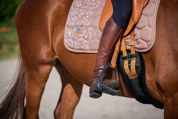 フラワーレースサドルパッド&イヤーネット 2点セット ベージュ 馬場用 障害用 ゼッケン