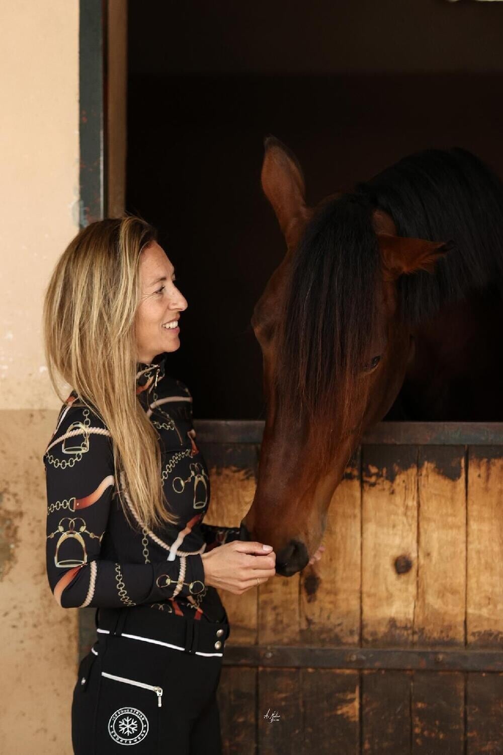 UVカットトレーニングシャツ レディース ICE Equestrian ネイビー・ブラック・ベルベットローズ