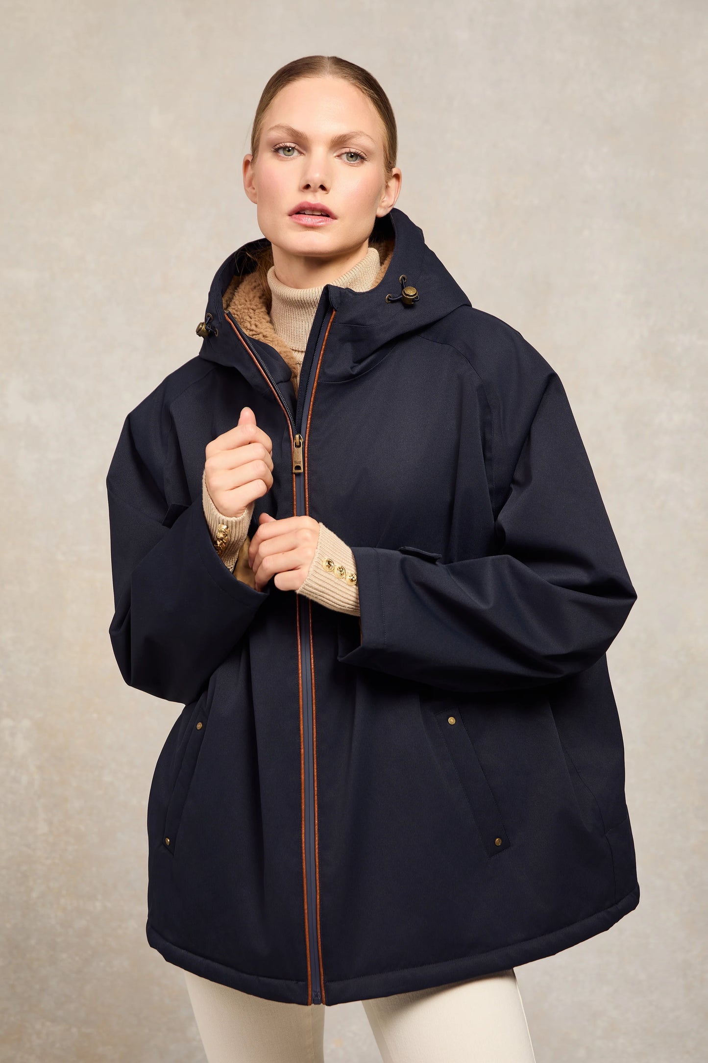 Fully waterproof oversized jacket with fleece lining in black/dark navy/chocolate Holland Cooper
