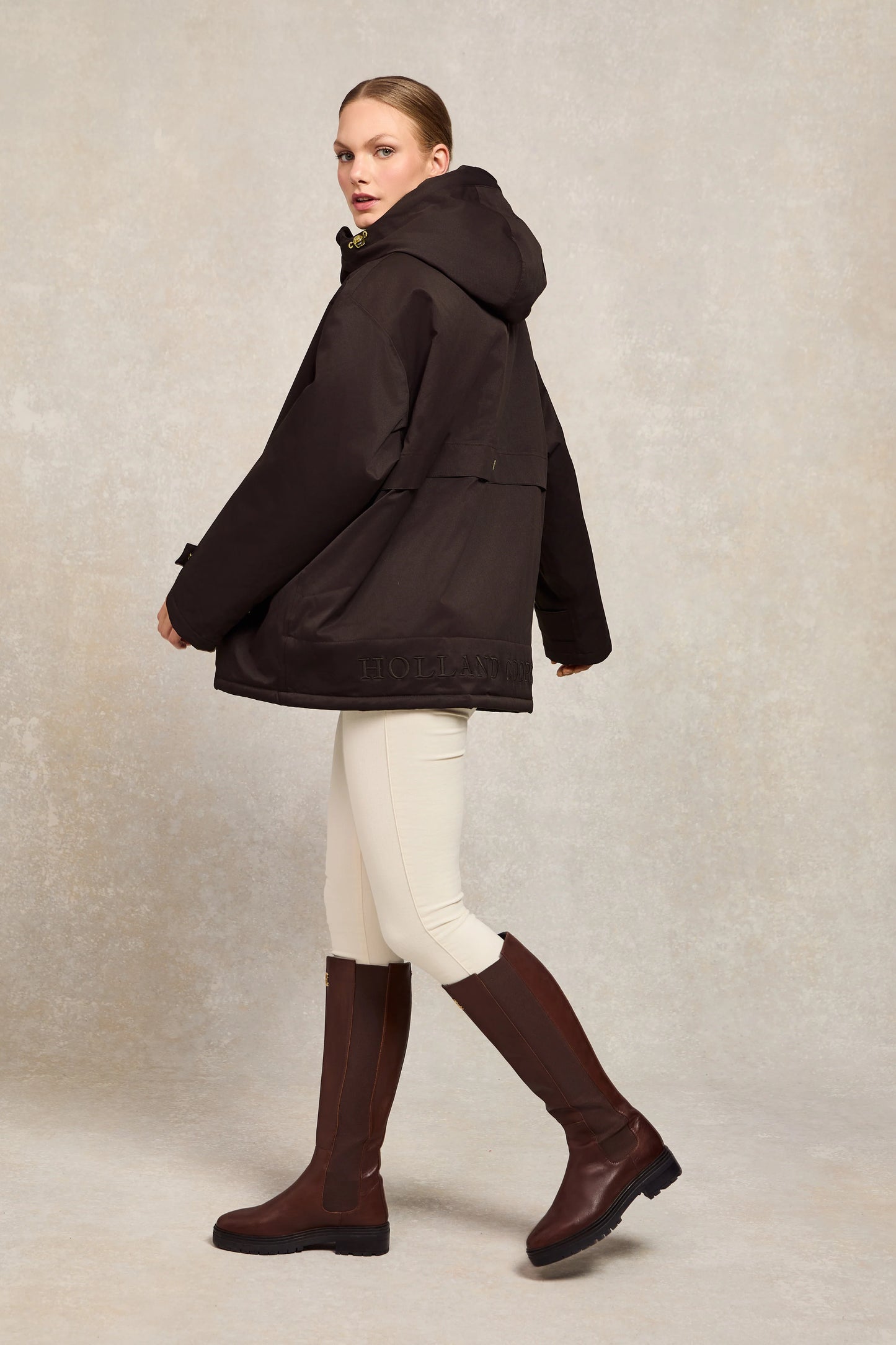 Fully waterproof oversized jacket with fleece lining in black/dark navy/chocolate Holland Cooper