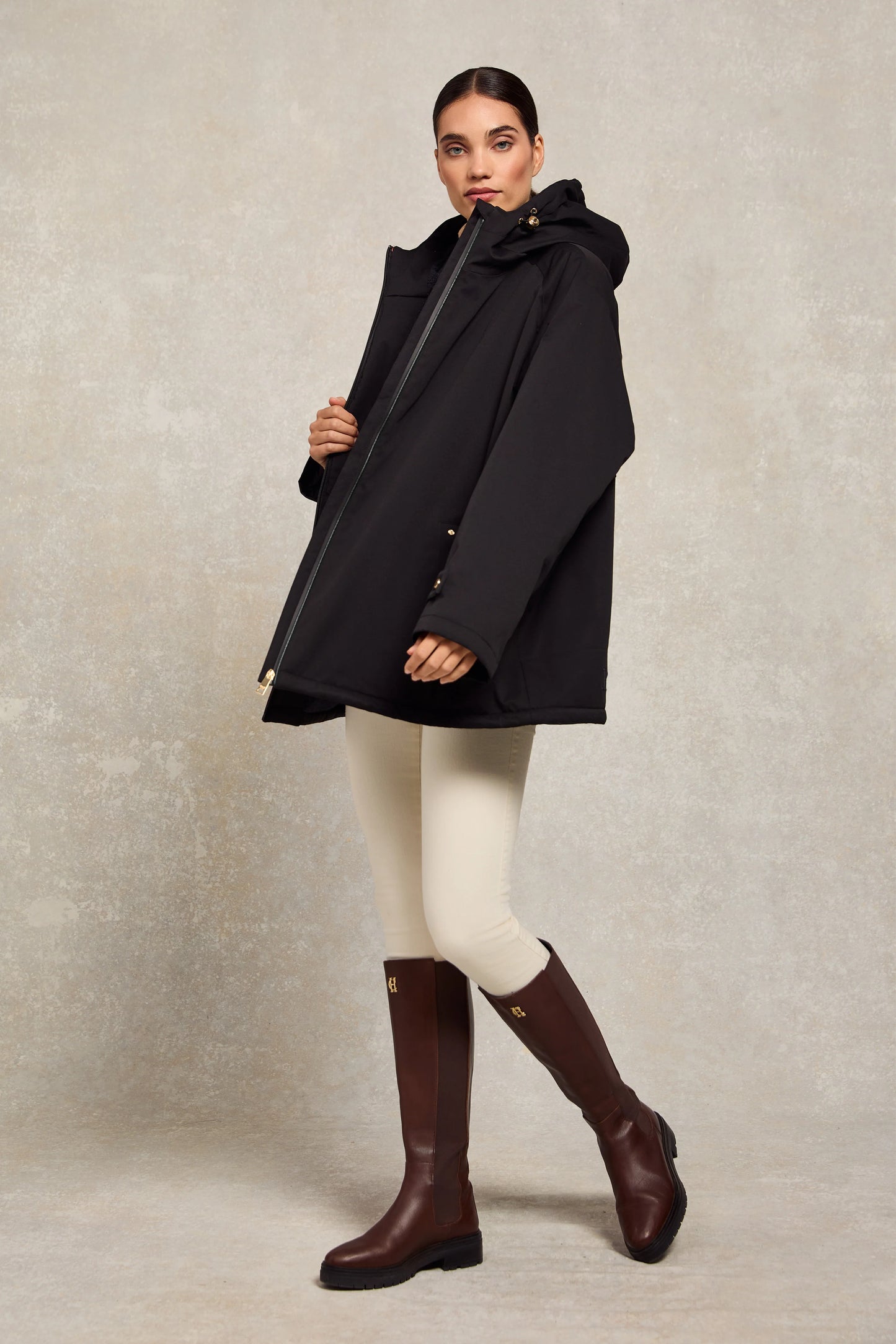 Fully waterproof oversized jacket with fleece lining in black/dark navy/chocolate Holland Cooper