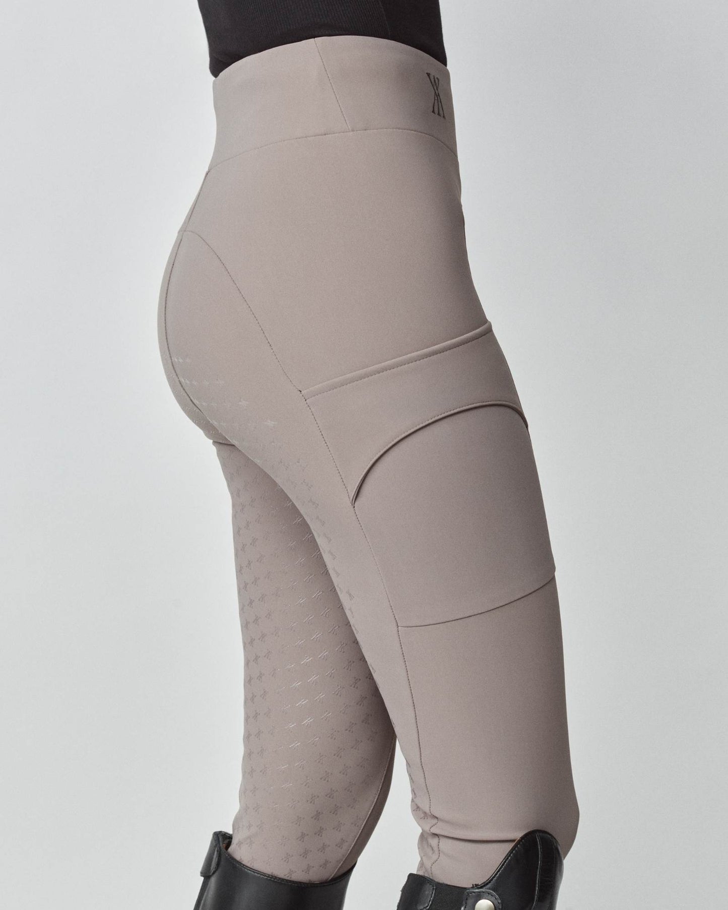 UV-cut high-waisted riding leggings, quick-drying material, full grip, with smartphone pocket, 8 colors, Yagya