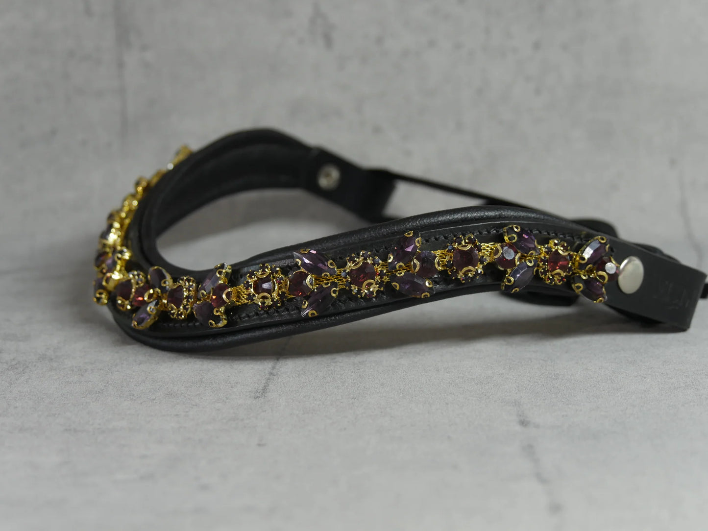 [Last one] Swarovski crystal frame leather clear &amp; chain black Benz Equestrian