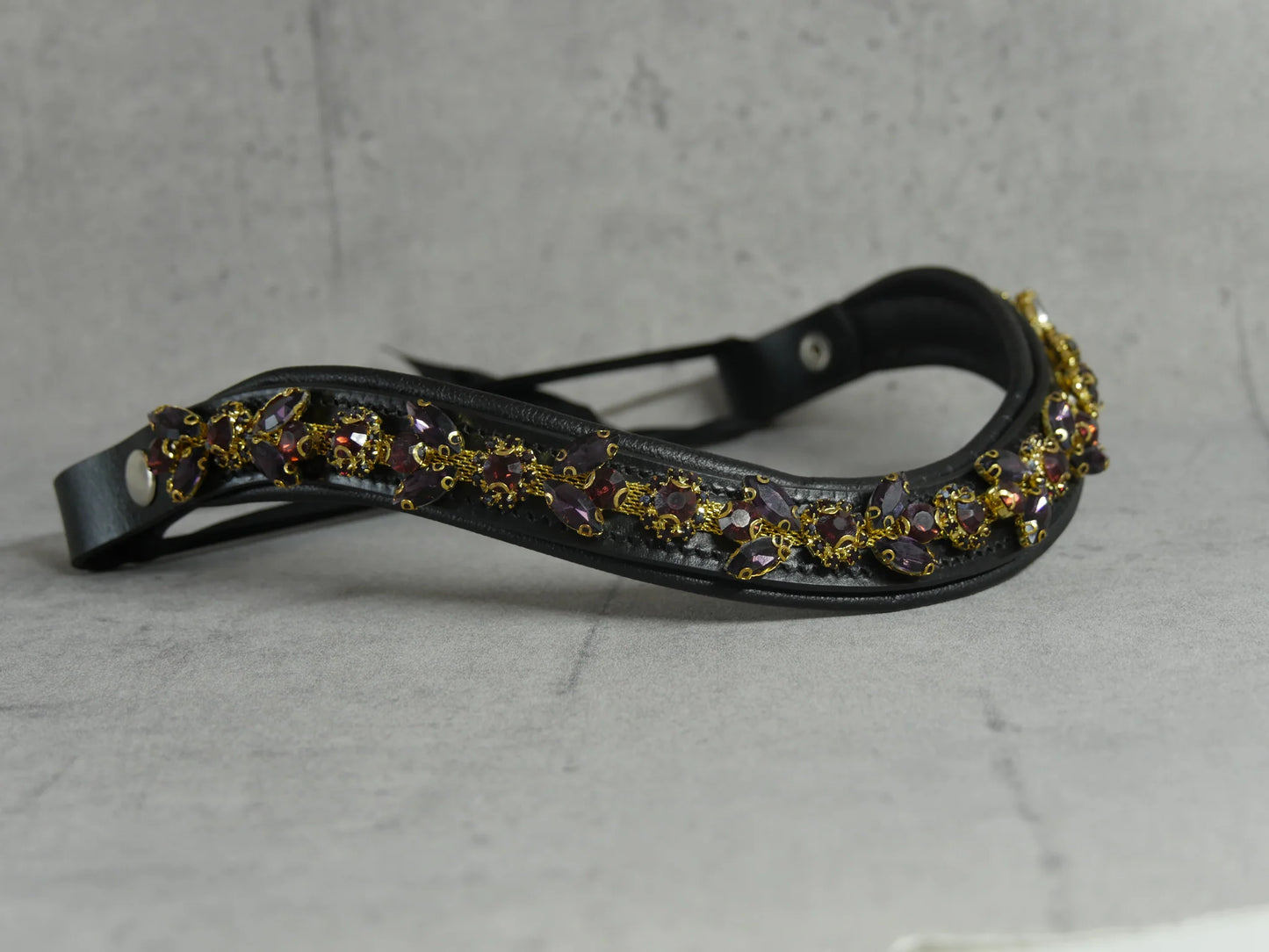 [Last one] Swarovski crystal frame leather clear &amp; chain black Benz Equestrian