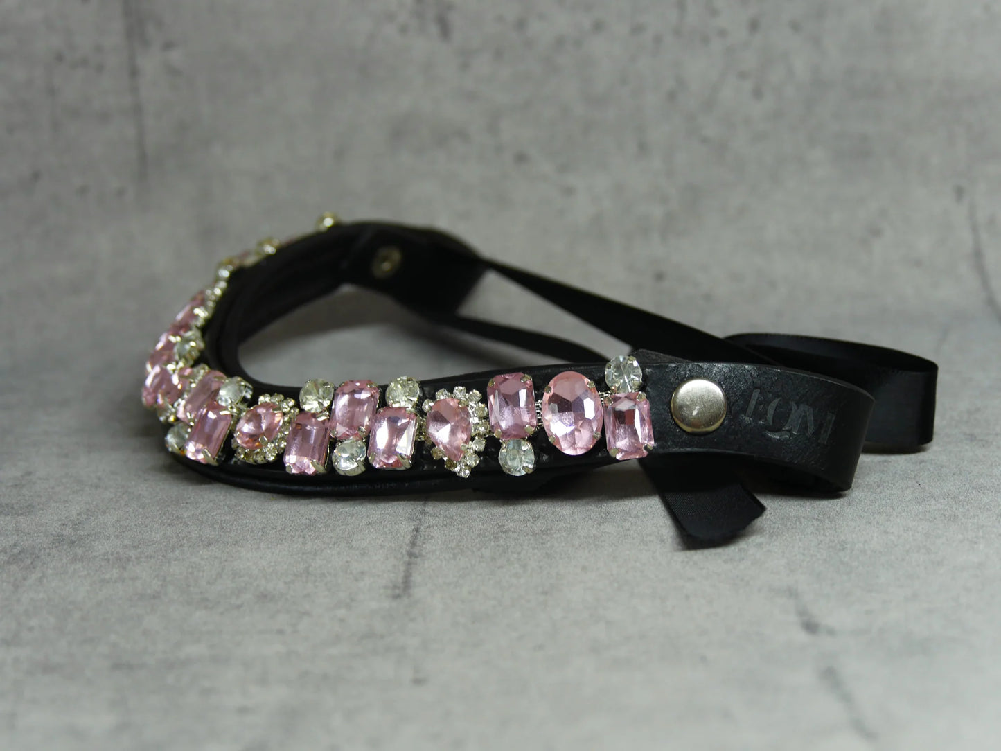 [Last one] Swarovski crystal frame leather clear &amp; chain black Benz Equestrian