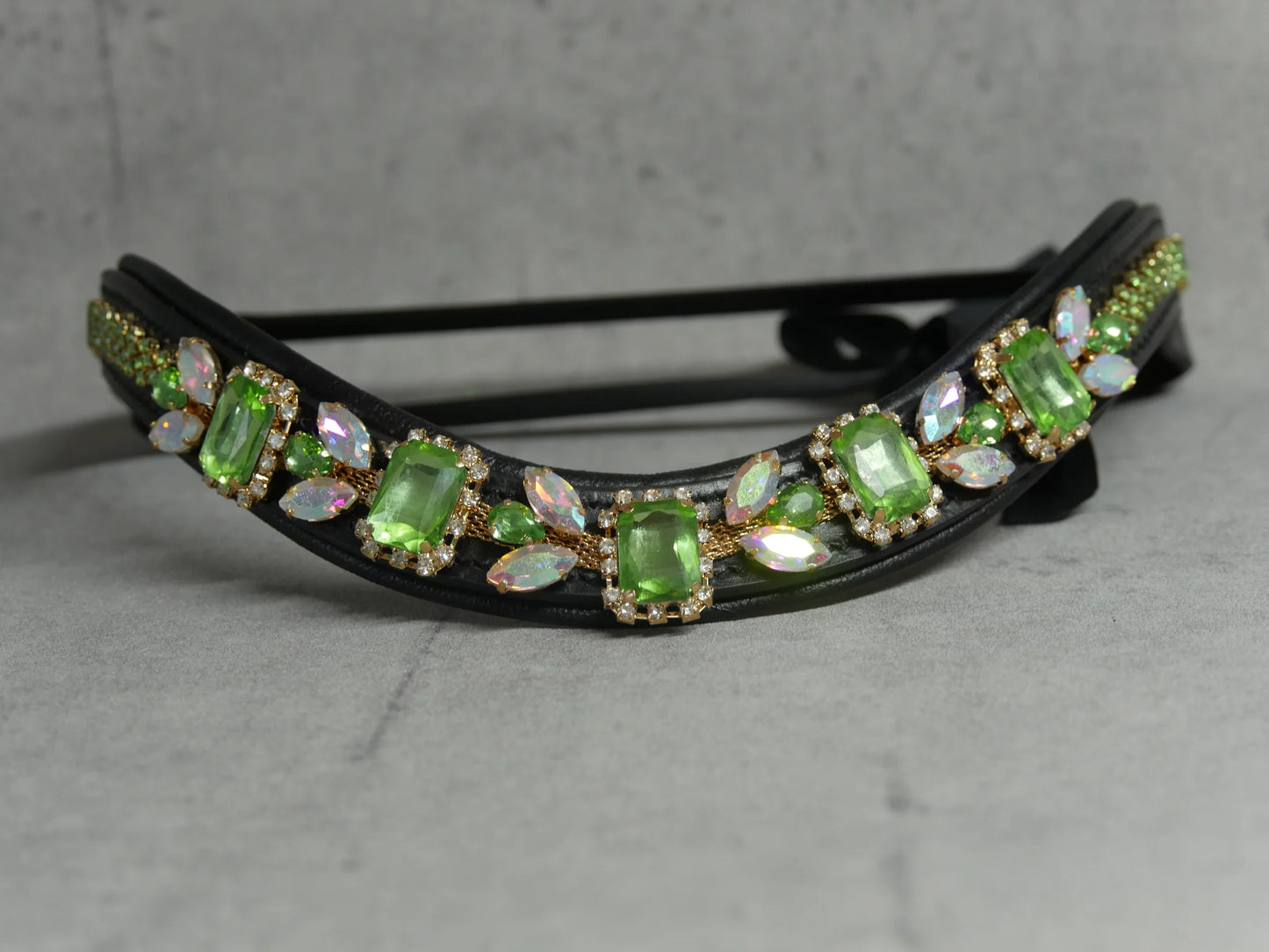 [Last one] Swarovski crystal frame leather clear &amp; chain black Benz Equestrian