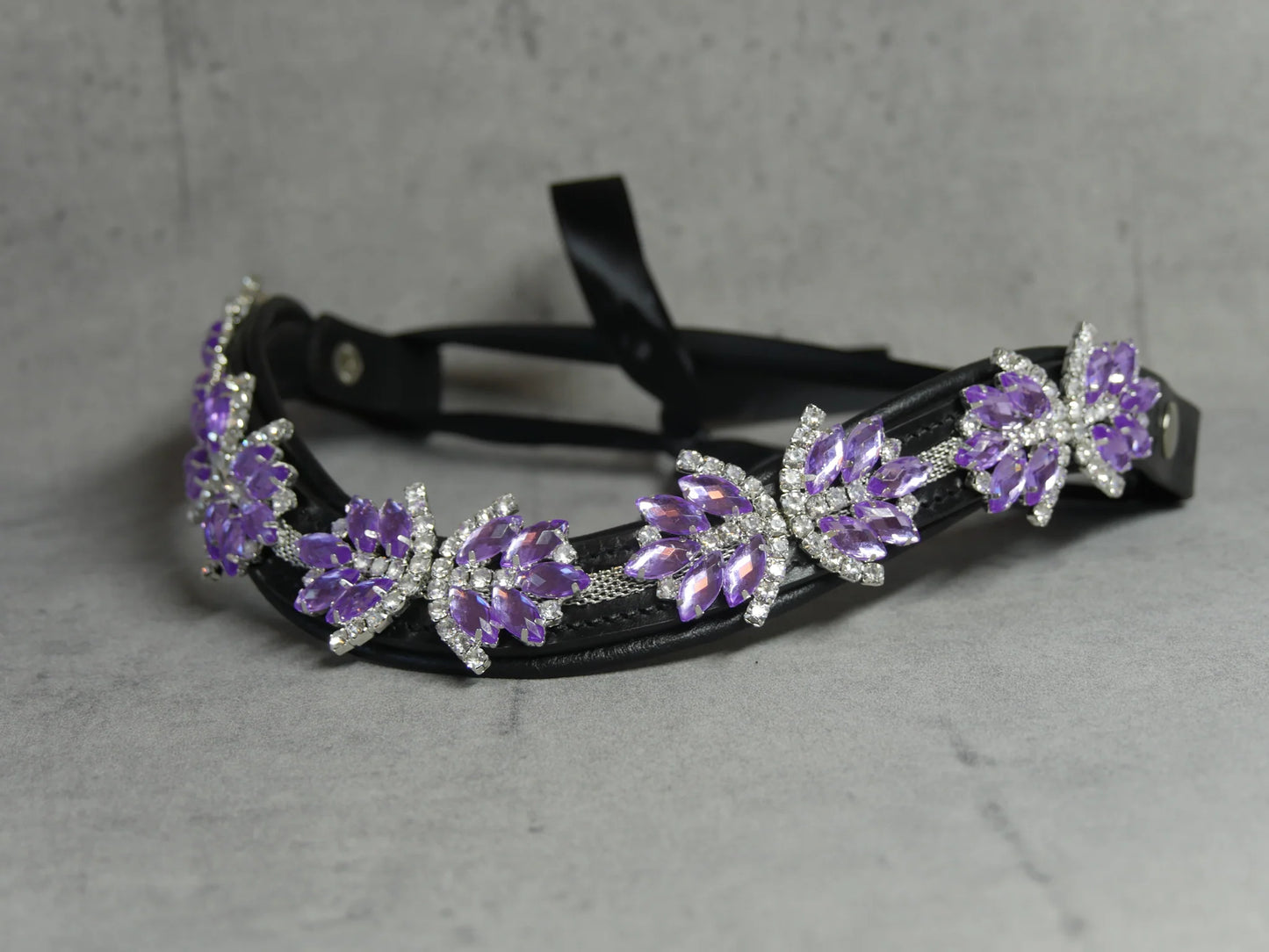 [Last one] Swarovski crystal frame leather clear &amp; chain black Benz Equestrian