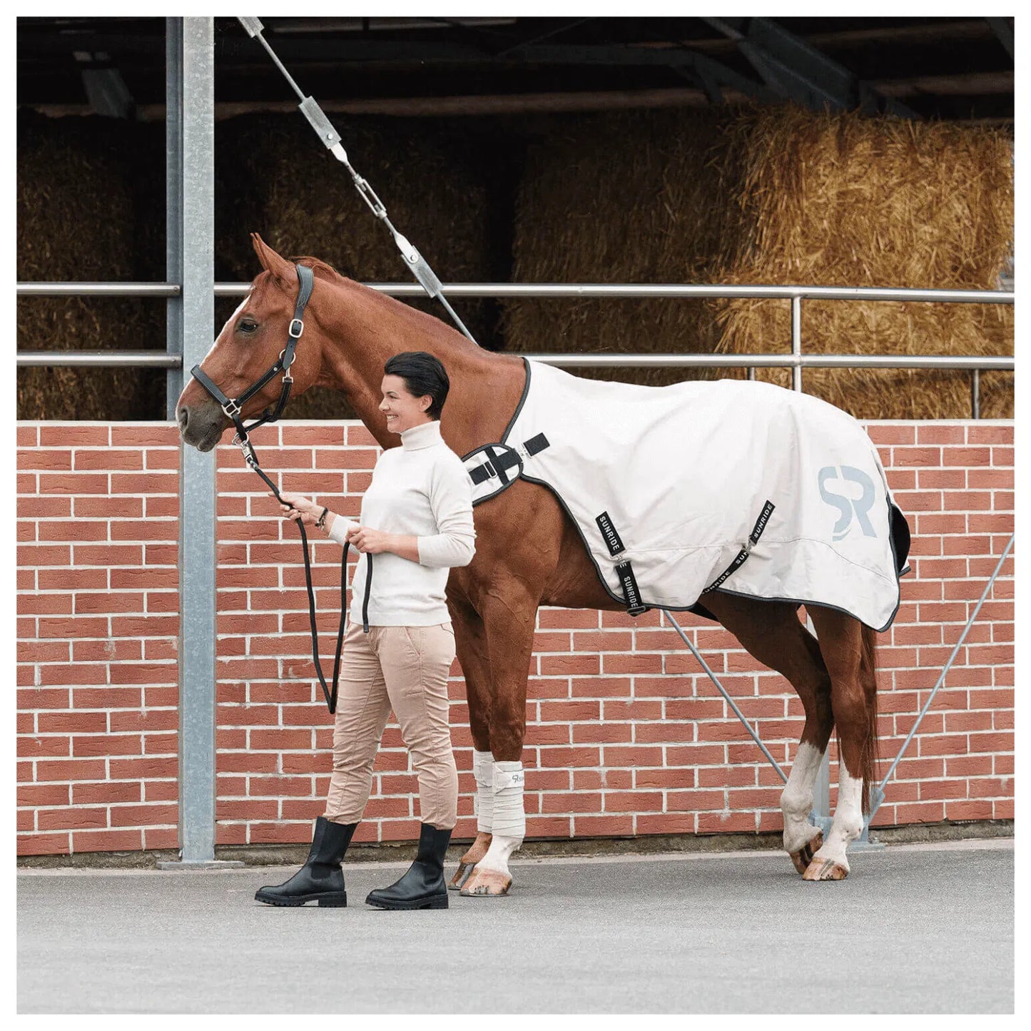 運動用馬着 ウォーカーラグ 防水 裏起毛 ブラック/ベージュ Sunride