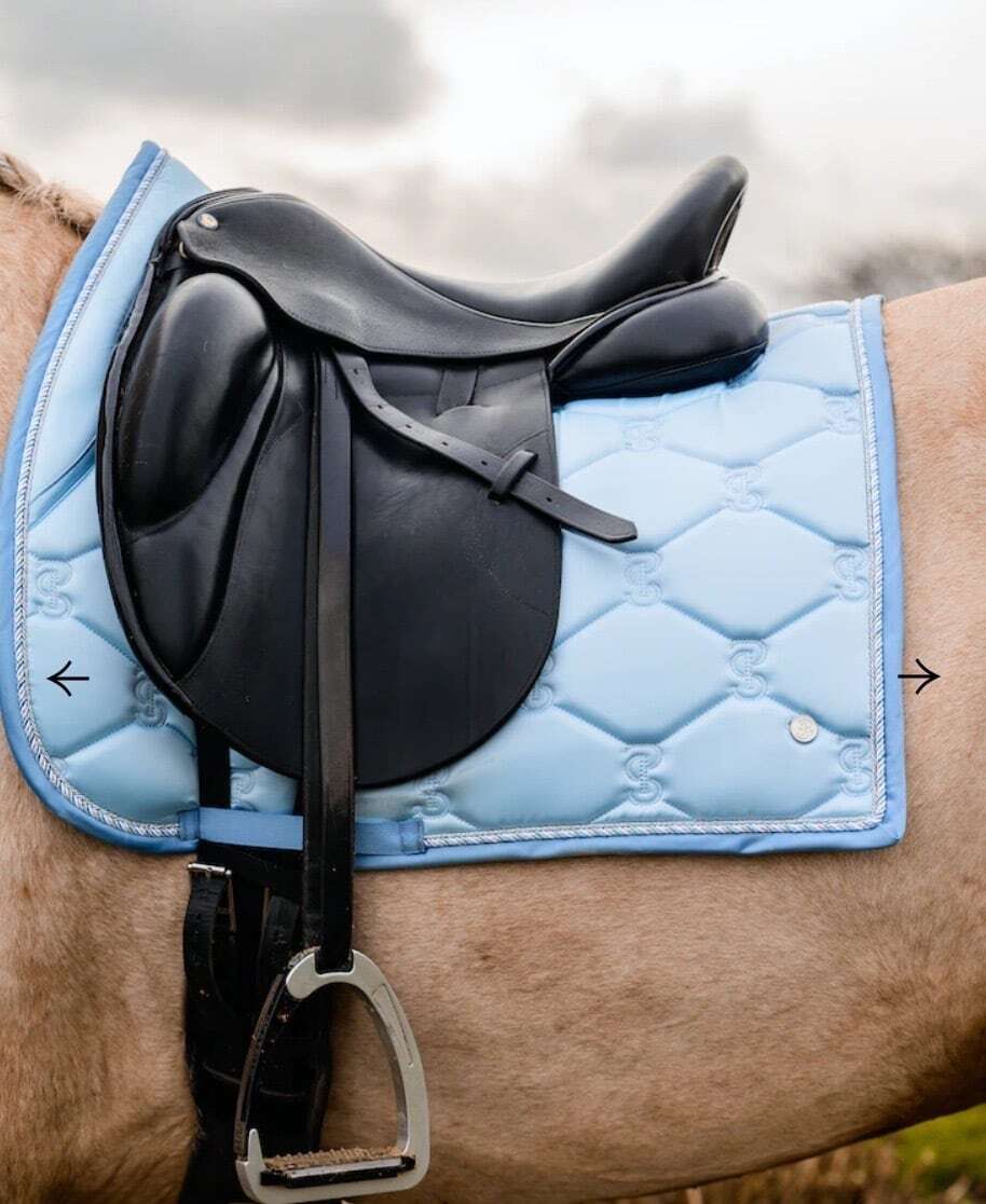 アナトミカルサドルパッド シグネチャーコレクション 乗馬用ゼッケン 馬場用 Ps of Sweden｜乗馬用品店レクシア