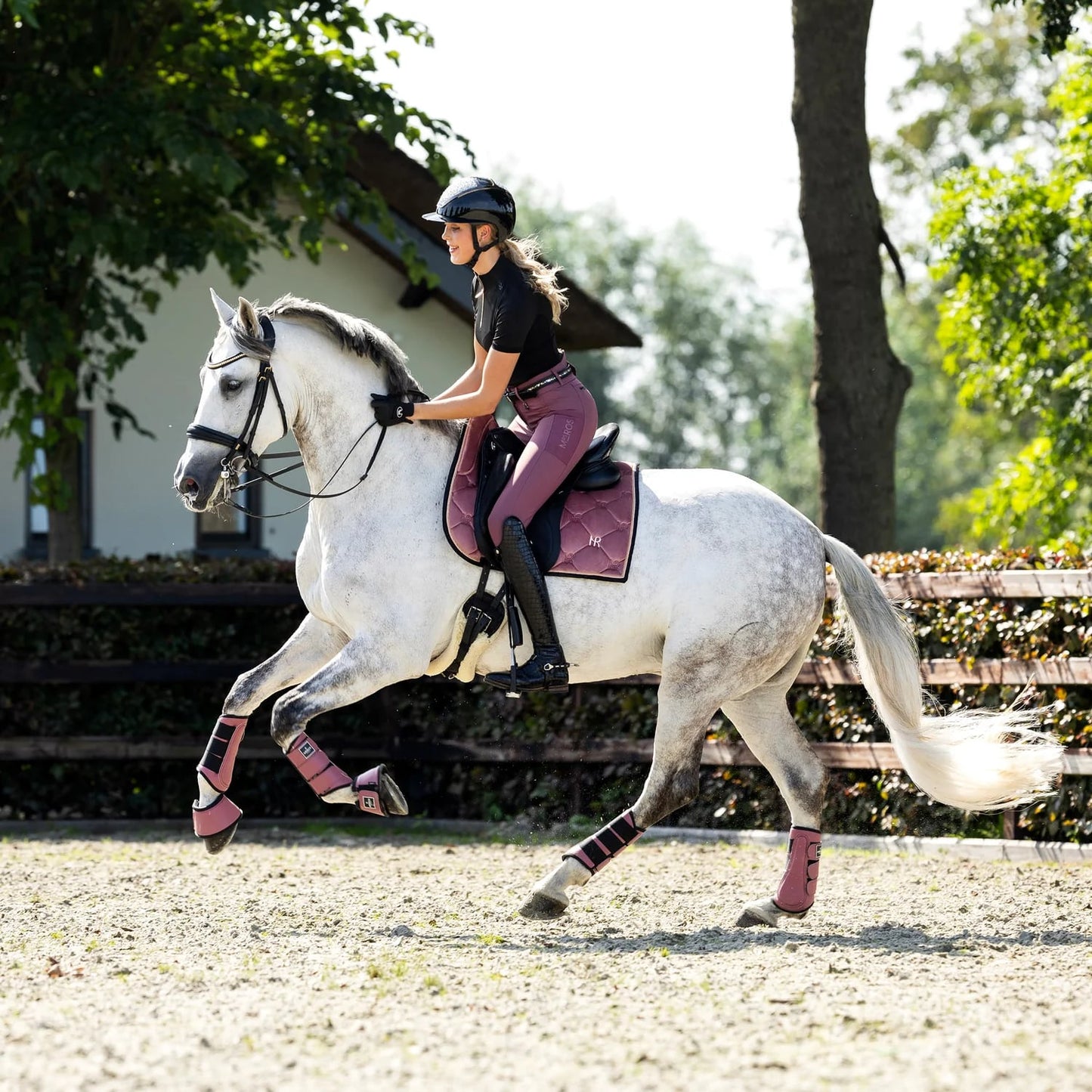 馬場用ゼッケン ベルベット素材 クイックドライ加工 Mrs Ros Equestrian ローズ